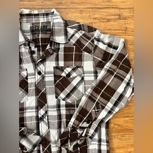 Buckle Men’s Button Down
